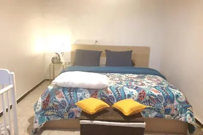 Cama o camas de una habitación en Charming House in Temisas with Parking and Air Conditioning