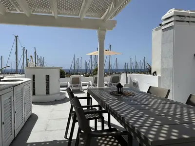 Un balcón o terraza de STUNNING APARTMENT FIRST LINE MOGAN PORT - GRAN CANARIA STAYS