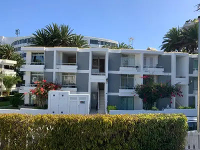 Edificio en el que se encuentra el apartamento
