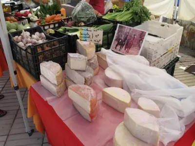 Comida en o cerca de este apartamento