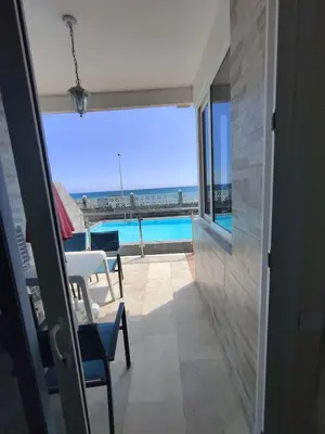 Piscina en o cerca de Los Nidos