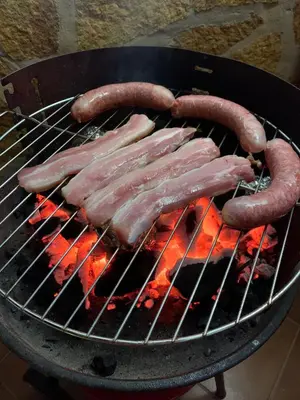 Barbacoa disponible para clientes en el apartamento