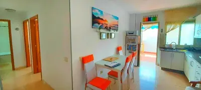 Una cocina o zona de cocina en 5 minutes close by Playa del Inglés-1&2BR aptm with view & private terrace for 2 persons