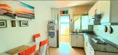 Una cocina o zona de cocina en 5 minutes close by Playa del Inglés-1&2BR aptm with view & private terrace for 2 persons