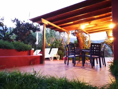 Jardín al aire libre en FINCA EL PEDREGAL