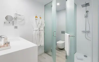 Un baño de Occidental Las Palmas