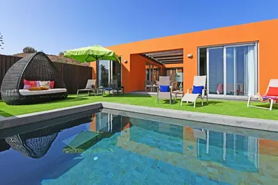 Piscina en o cerca de Salobre La Isla 1