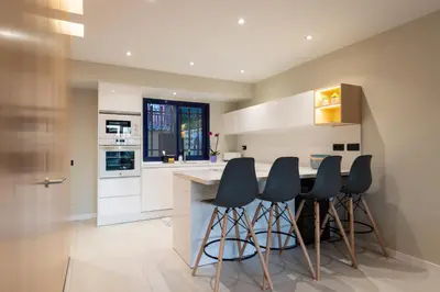 Una cocina o zona de cocina en Sunset House in Meloneras by CanaryScape