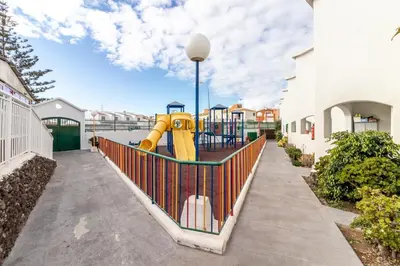 Zona de juegos infantil en Bungalow Einstein Xej