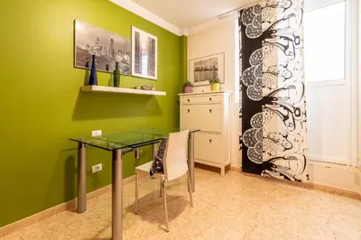 Una cocina o zona de cocina en Ingenio 2 Bdr Wifi 4PAX