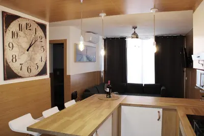 Una cocina o zona de cocina en Drago Friendly Holiday Home