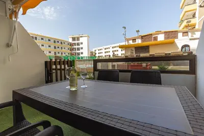 Un balcón o terraza de Sand Friendly Holiday Home