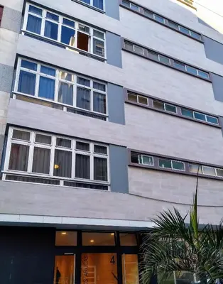Edificio en el que se encuentra el apartamento