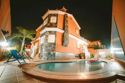 Piscina en o cerca de Villa Morada Sonneland con piscina privada climatizada