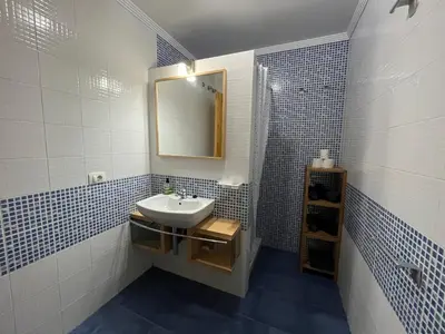 Un baño de Las Nasas, Acogedor apartamento cerca de la playa