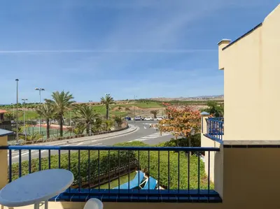 Un balcón o terraza de Meloneras Bay Suites