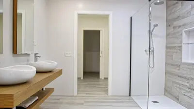 Un baño de Deva Beach Boutique Apartments