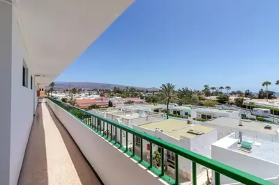 Un balcón o terraza de FM Beach Home - Apartment with swimming pool near Maspalomas Dunes & Beach