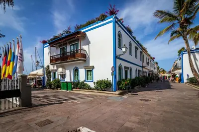 Edificio en el que se encuentra el apartamento