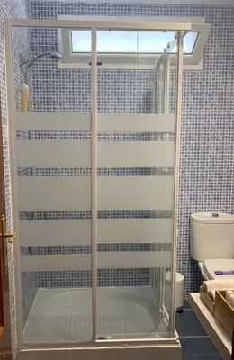 Un baño de Coconut Friendly Holiday Home