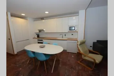 Una cocina o zona de cocina en Edificio Gaviota apartamento 3