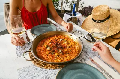 Comida en o cerca de esta casa o chalet