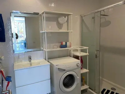 Un baño de Suite Monte Golf à Playa del Cura, Grande Canarie, le Soleil toute l’année, ici c’est possible !