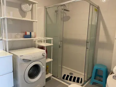 Un baño de Suite Monte Golf à Playa del Cura, Grande Canarie, le Soleil toute l’année, ici c’est possible !