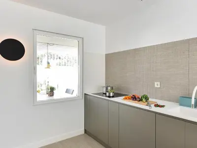 Una cocina o zona de cocina en VelSuites Playa del Ingles by VillaGranCanaria