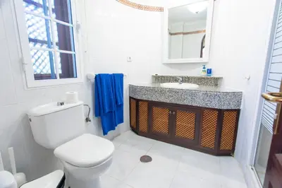 Un baño de Altamar 28 with terrace&pool By CanariasGetaway