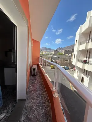 Un balcón o terraza de Apartamentos La Aldea Suites