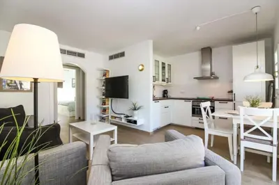 Una cocina o zona de cocina en Harbour 374 with private roof terrace in Puerto de Mogan by El Sirocco