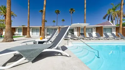 Piscina en o cerca de Sanom Beach Resort Only Adults