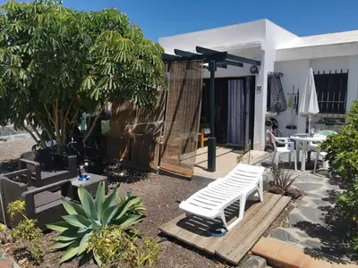 Jardín al aire libre en Private ROOM & Sunny terrace