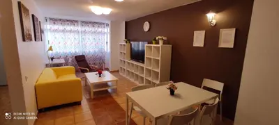 Una televisión o centro de entretenimiento en PICASSO Apartamento