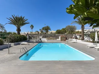 Piscina en o cerca de Bungalow Irene Playa del Ingles by VillaGranCanaria