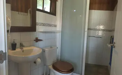 Un baño de Casa Inmaculada Cabañas Mini Complejo Entero