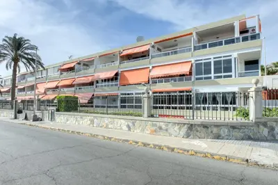Edificio en el que se encuentra el apartamento