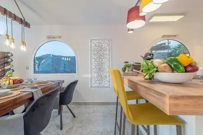 Comida en o cerca de este apartamento