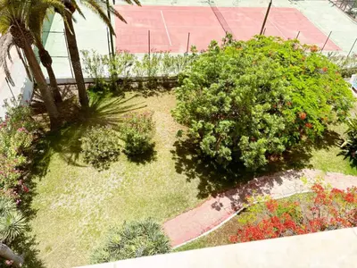 Jardín al aire libre en Seaview Friendly Holiday Home 2