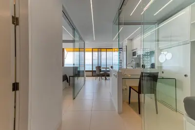 Plano de Oceanglass Apartments by Airnest