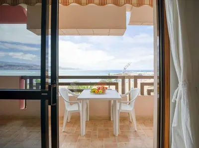 Un balcón o terraza de Huge Balcony over Las Canteras By CanariasGetaway