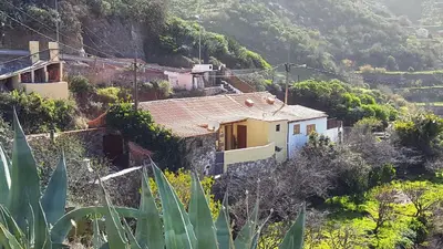 Paisaje cerca of this country house