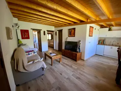 Una televisión o centro de entretenimiento en Las Palmeras