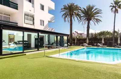 Piscina en o cerca de Roca Verde by Folias Hotels - Playa del Inglés