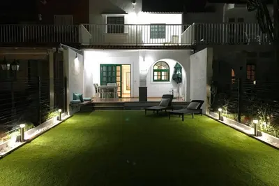 Jardín al aire libre en Dúplex con jardín y buenas vistas