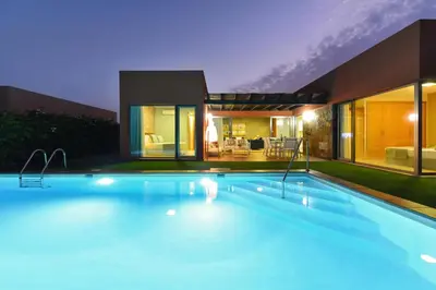 Piscina en o cerca de Albatross by VillaGranCanaria