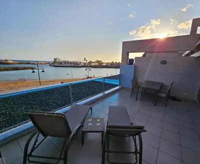 Piscina en o cerca de BeachFront in Puerto Mogán