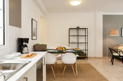 Comida en o cerca de este apartamento