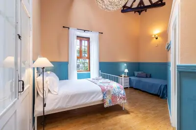 Cama o camas de una habitación en Casona Gildana: Historia, Patrimonio/E-working